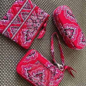 Vera Bradley Frankly Scarlet Patterned Women's Bag Set